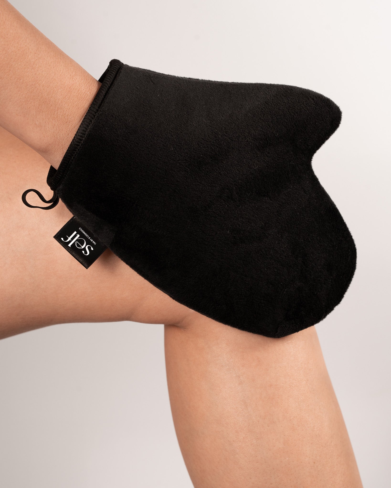 SELF tan Velvet Tanning Mitt